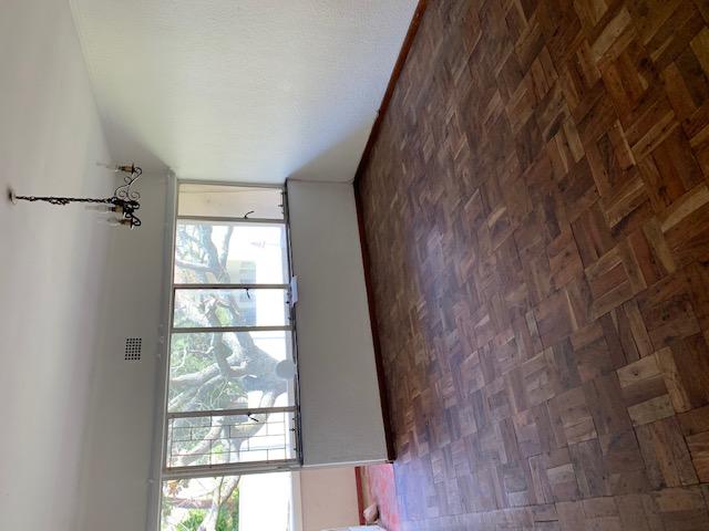 To Let 2 Bedroom Property for Rent in Vredehoek Western Cape